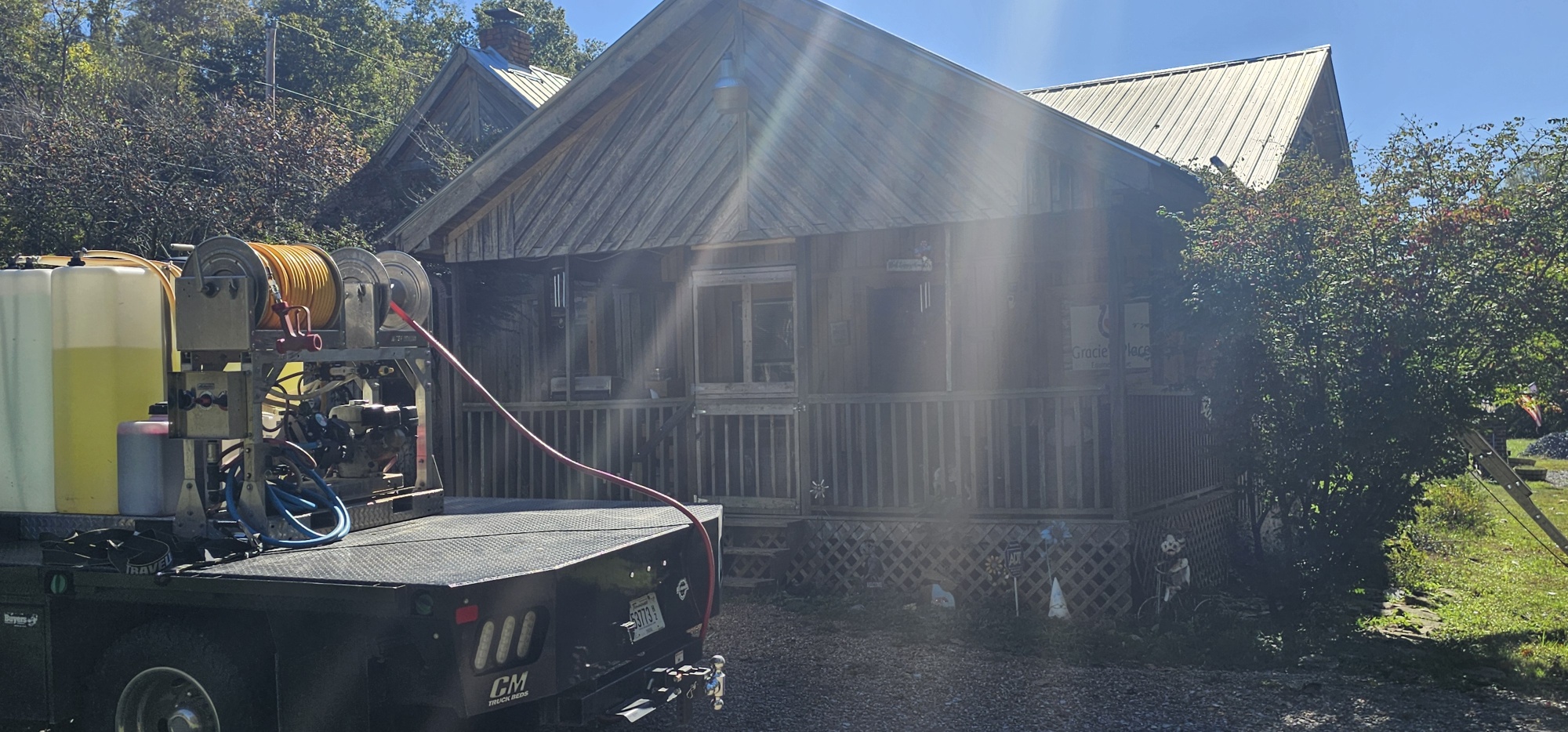 Top Quality Soft Wash, Roof Wash, and Gutter Cleaning Gallatin Tn